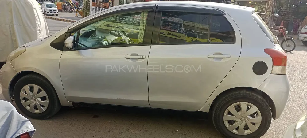 Toyota Vitz 2012 for Sale in Sargodha Image-1