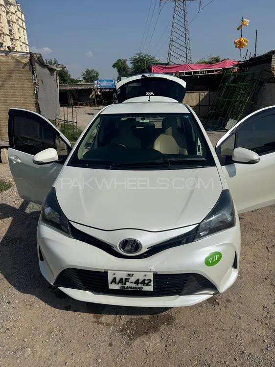Toyota Vitz 2014 for Sale in Islamabad Image-1
