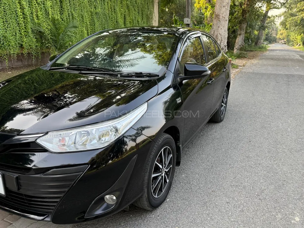 Toyota Yaris Sedan 2020 for Sale in Lahore Image-1