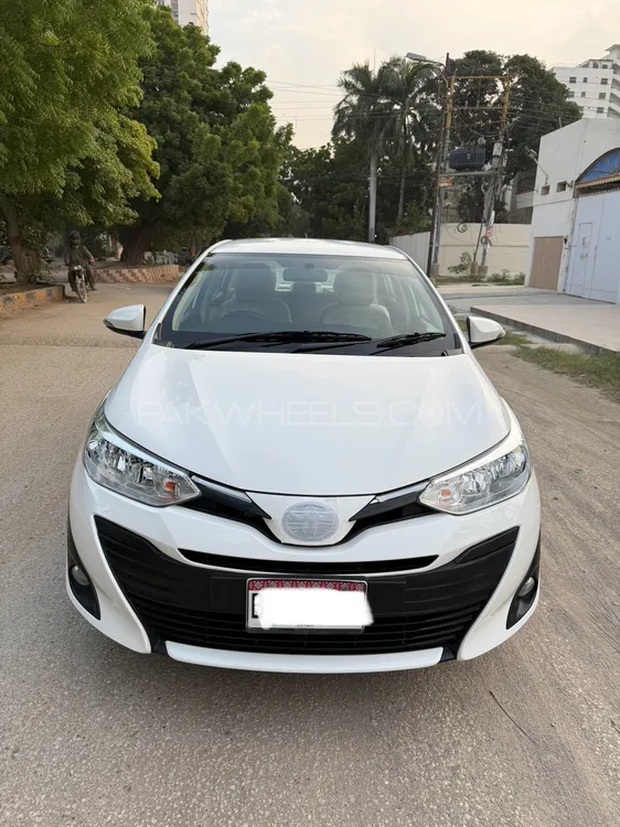 Toyota Yaris Sedan 2022 for Sale in Karachi Image-1