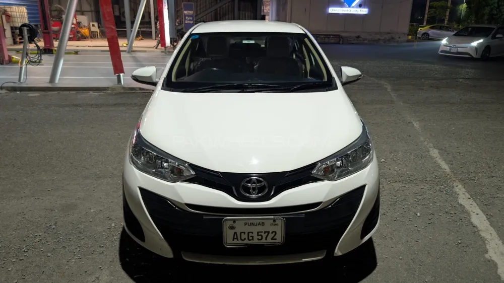 Toyota Yaris Sedan 2020 for Sale in Lahore Image-1