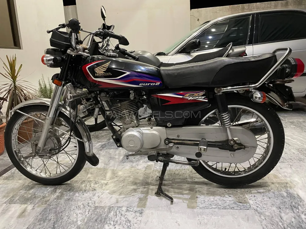Honda CG 125 2017 for Sale Honda CG 125 2017 for Sale Image-4