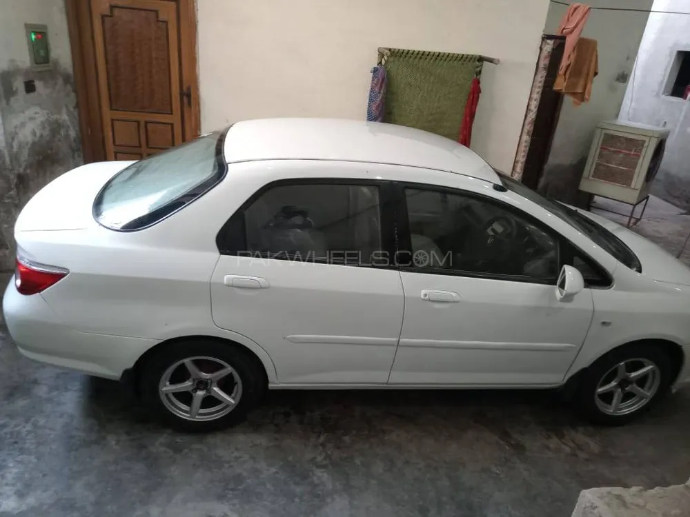 Honda City 2006 for Sale in Faisalabad Image-1