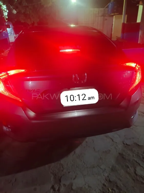 Honda Civic 2018 for Sale in Karachi Image-1