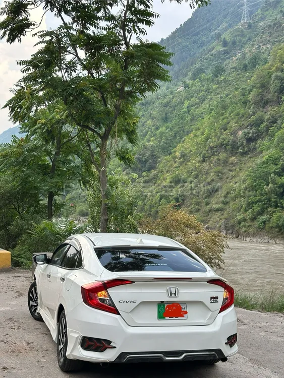 Honda Civic 2016 for Sale in Muzaffarabad Honda Civic 2016 for Sale in Muzaffarabad Image-13