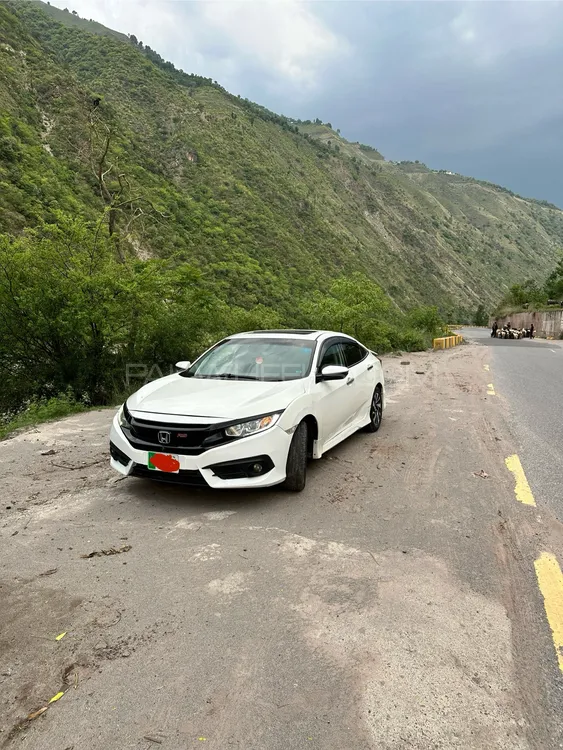Honda Civic 2016 for Sale in Muzaffarabad Honda Civic 2016 for Sale in Muzaffarabad Image-12