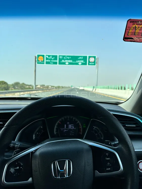 Honda Civic 2016 for Sale in Muzaffarabad Honda Civic 2016 for Sale in Muzaffarabad Image-11