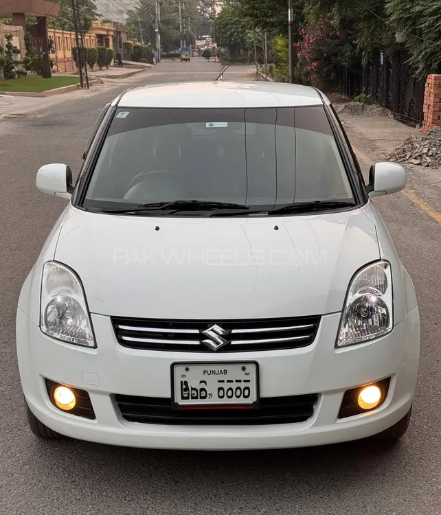 Suzuki Swift 2019 for Sale in Faisalabad Image-1