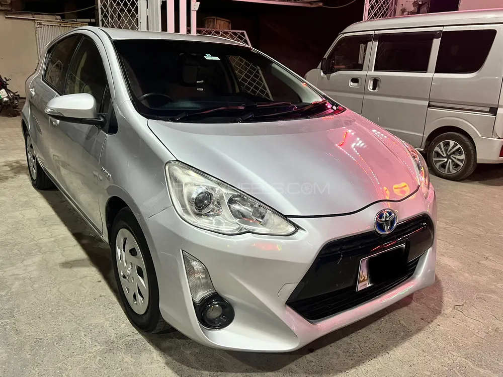 Toyota Aqua 2015 for Sale in Rawalpindi Image-1