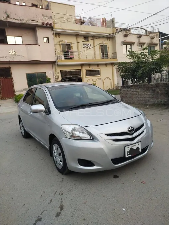 Toyota Belta 2008 for Sale in Lahore Image-1