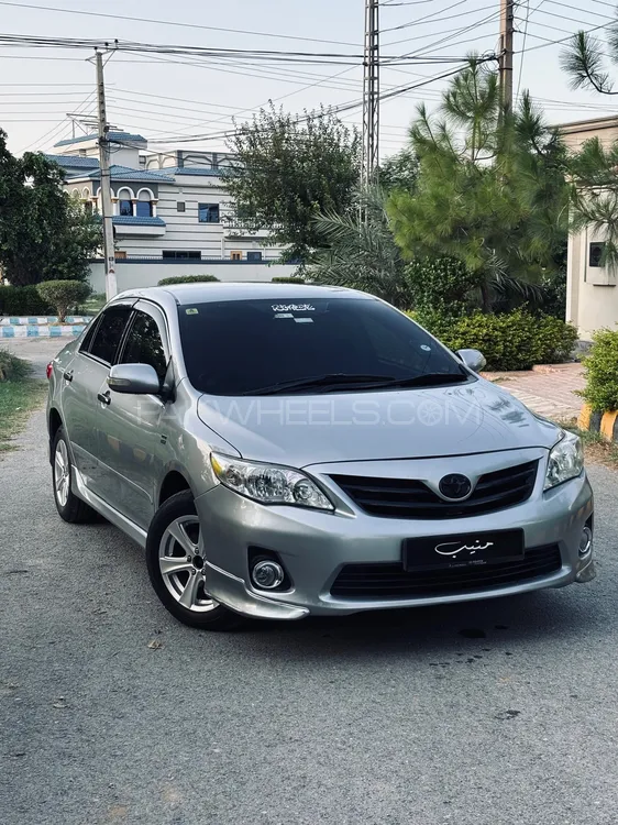 Toyota Corolla 2013 for Sale in Peshawar Image-1