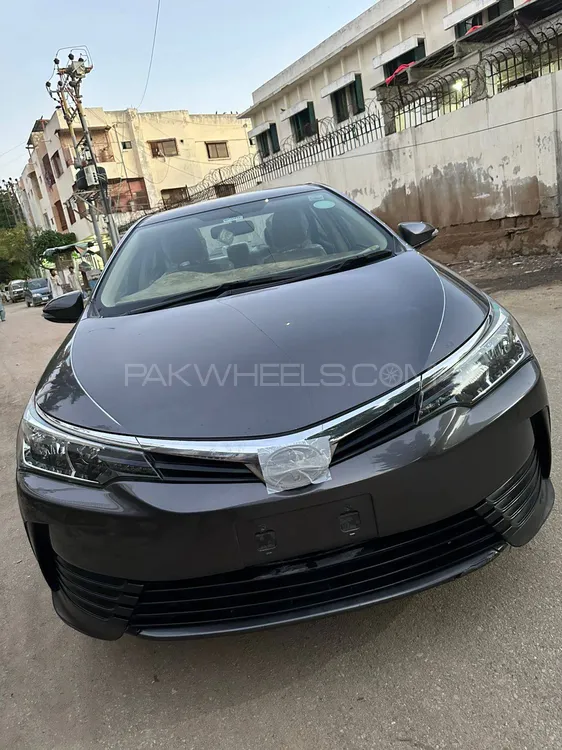 Toyota Corolla 2018 for Sale in Karachi Image-1