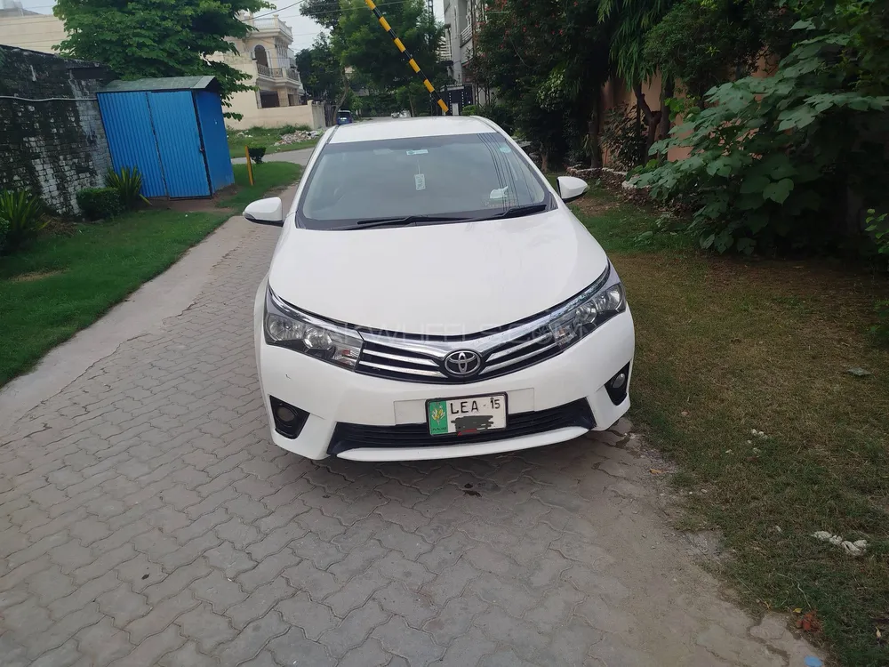 Toyota Corolla 2015 for Sale in Lahore Image-1