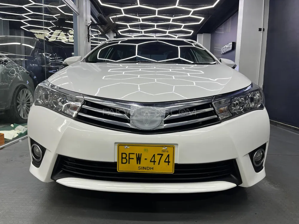 Toyota Corolla 2016 for Sale in Karachi Image-1