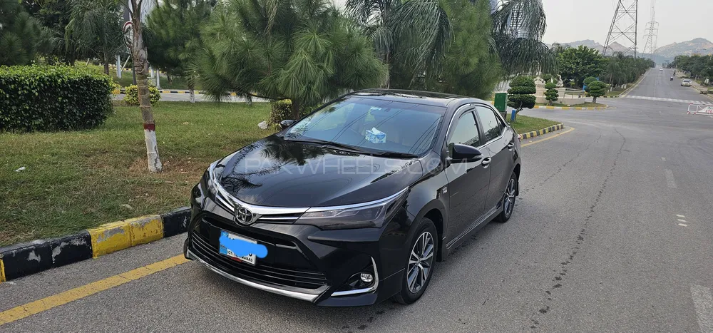 Toyota Corolla 2018 for Sale in Islamabad Image-1