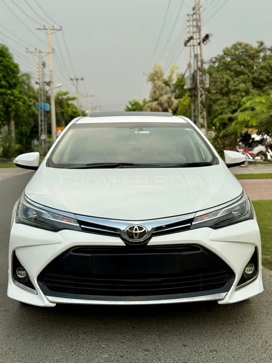 Toyota Corolla 2020 for Sale in Lahore Image-1