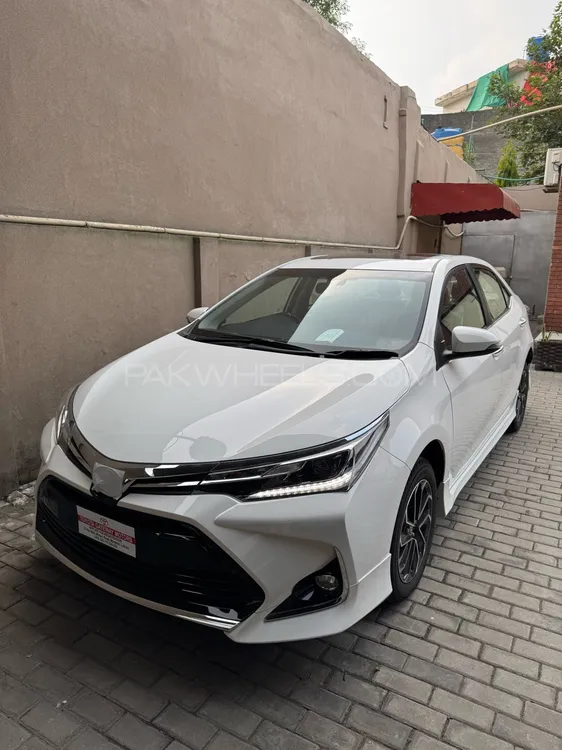 Toyota Corolla 2025 for Sale in Lahore Image-1