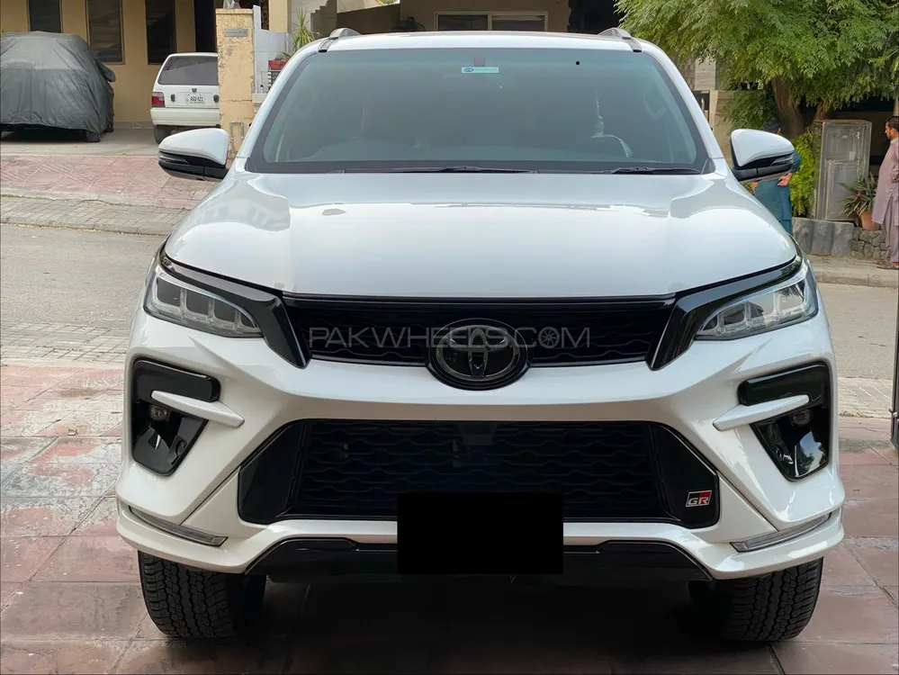 ٹویوٹا فورچیونر 2025 for Sale in اسلام آباد Image-1