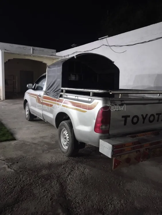 Toyota Hilux 2007 for Sale in Swabi Toyota Hilux 2007 for Sale in Swabi Image-4