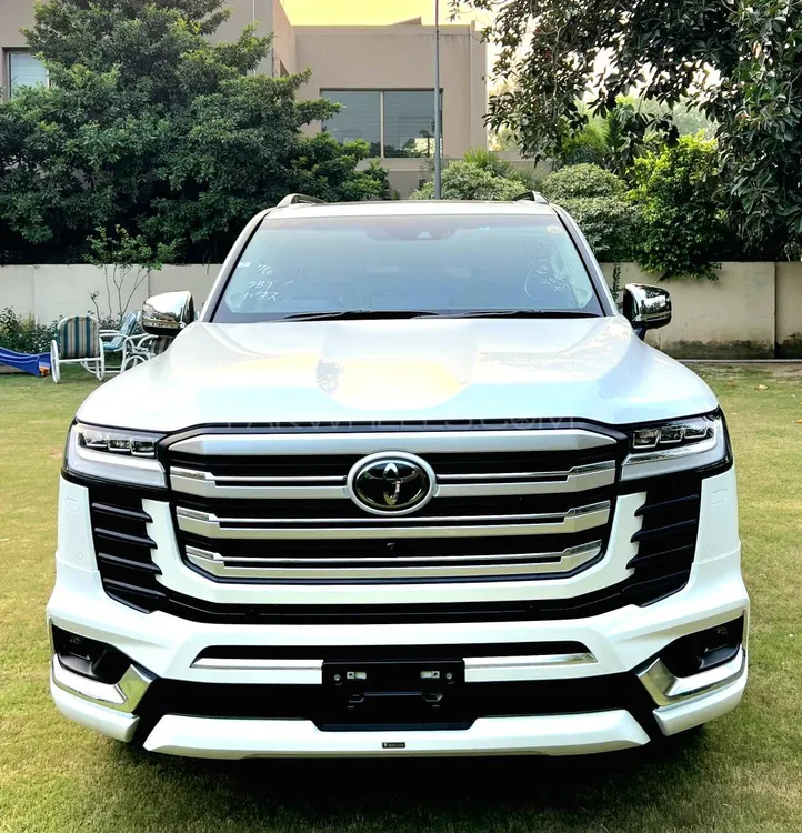 Toyota Land Cruiser 2023 for Sale in Lahore Image-1