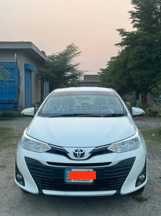 Toyota Yaris Sedan 2022 for Sale in Shah kot Image-1