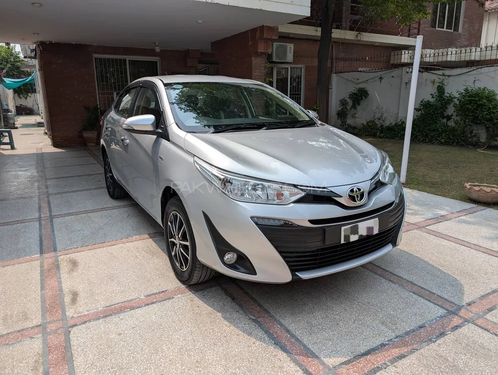 Toyota Yaris Sedan 2022 for Sale in Lahore Image-1