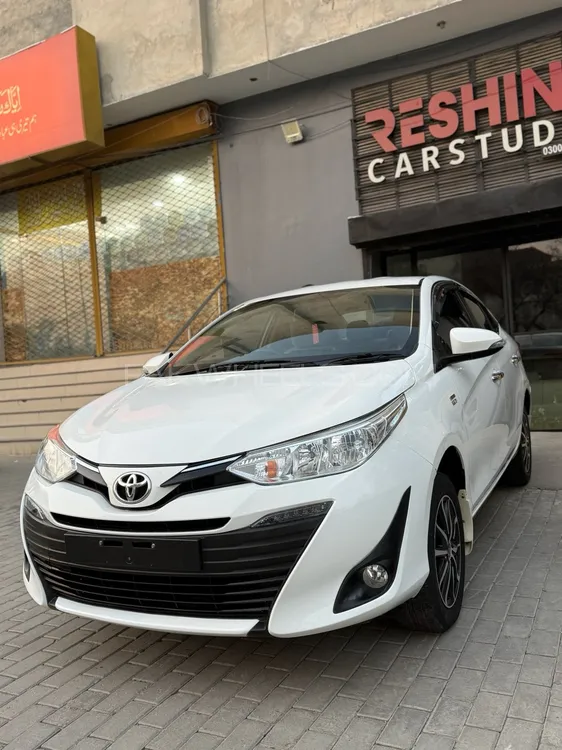 Toyota Yaris Sedan 2022 for Sale in Lahore Image-1