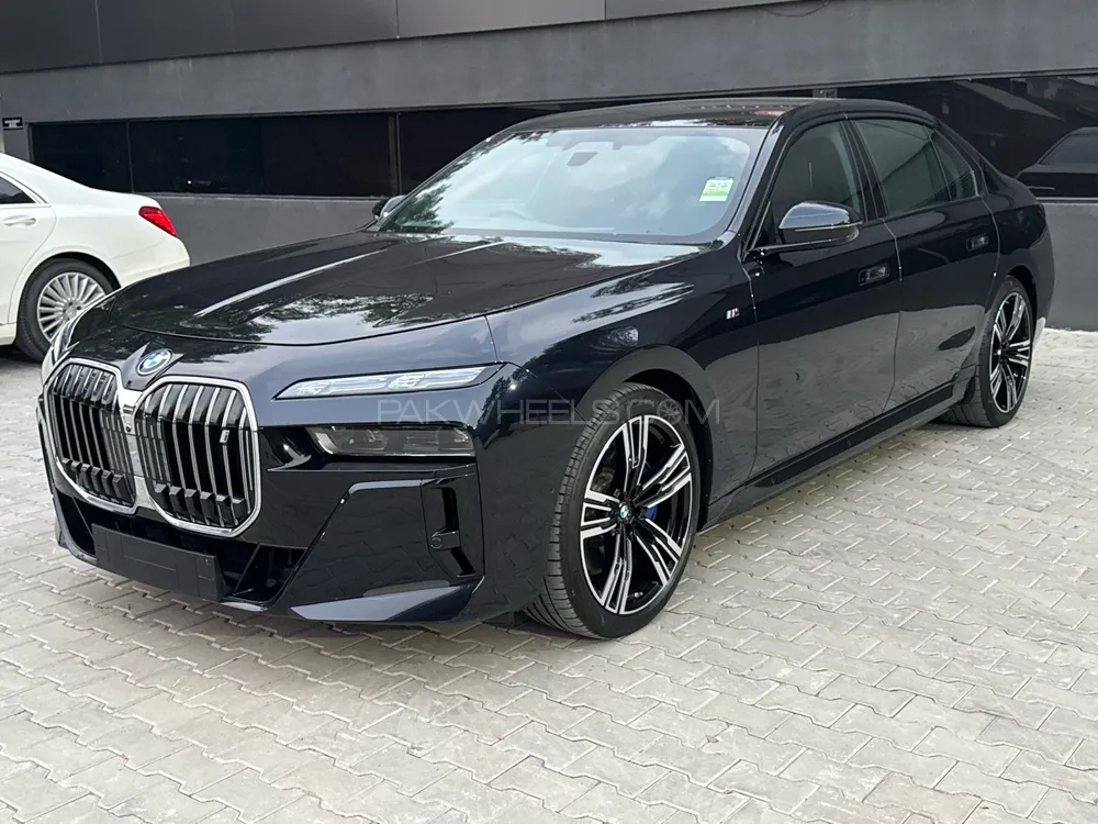 BMW 7 Series 2022 for Sale in Lahore Image-1