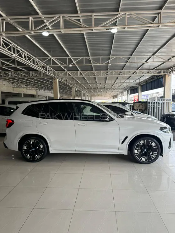 BMW iX3 2021 for Sale in Peshawar BMW iX3 2021 for Sale in Peshawar Image-11