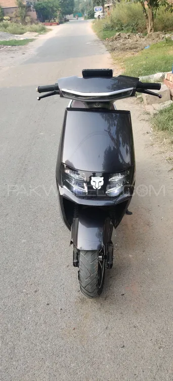 Evee C1 2025 for Sale Image-1