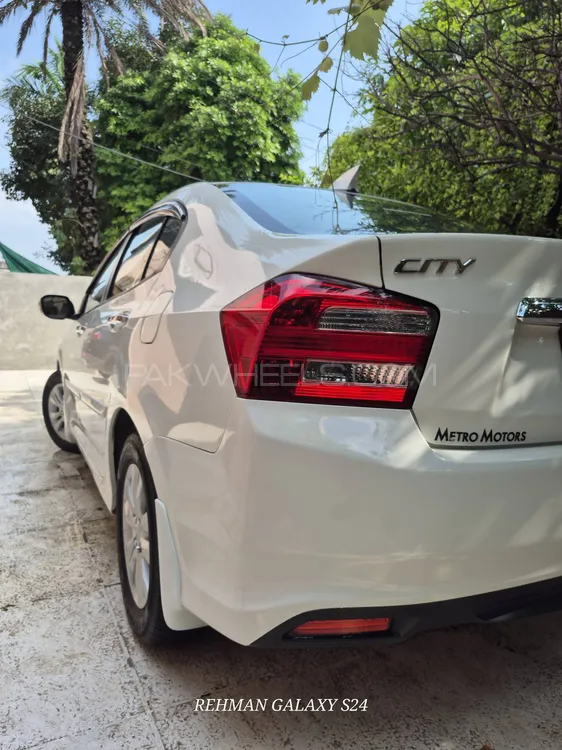 Honda City 2018 for Sale in Lahore Image-1