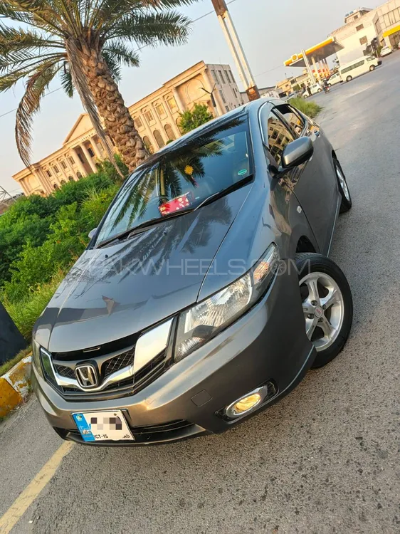 Honda City 2010 for Sale in Islamabad Image-1
