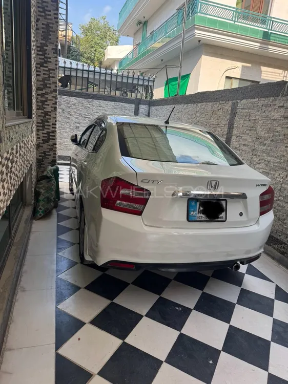 Honda City 2018 for Sale in Islamabad Image-1