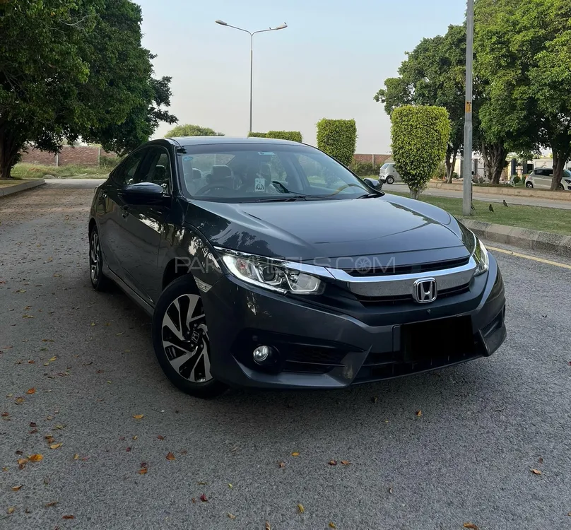 Honda Civic 2018 for Sale in Lahore Image-1