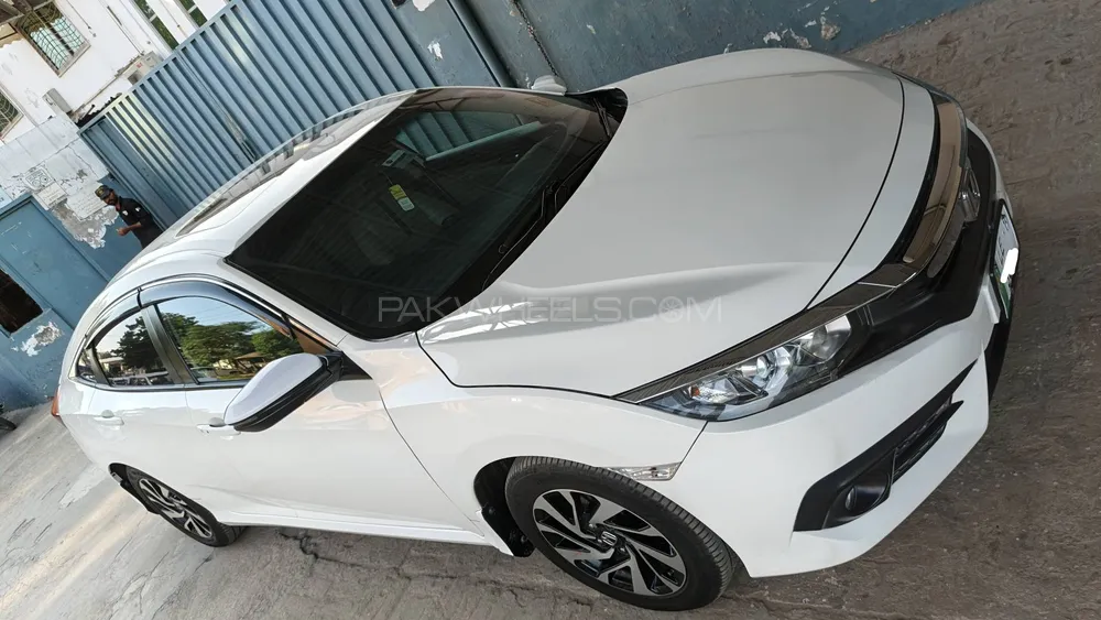 Honda Civic 2018 for Sale in Lahore Image-1