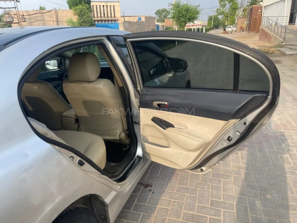 Honda Civic 2012 for Sale in Kamalia Honda Civic 2012 for Sale in Kamalia Image-4