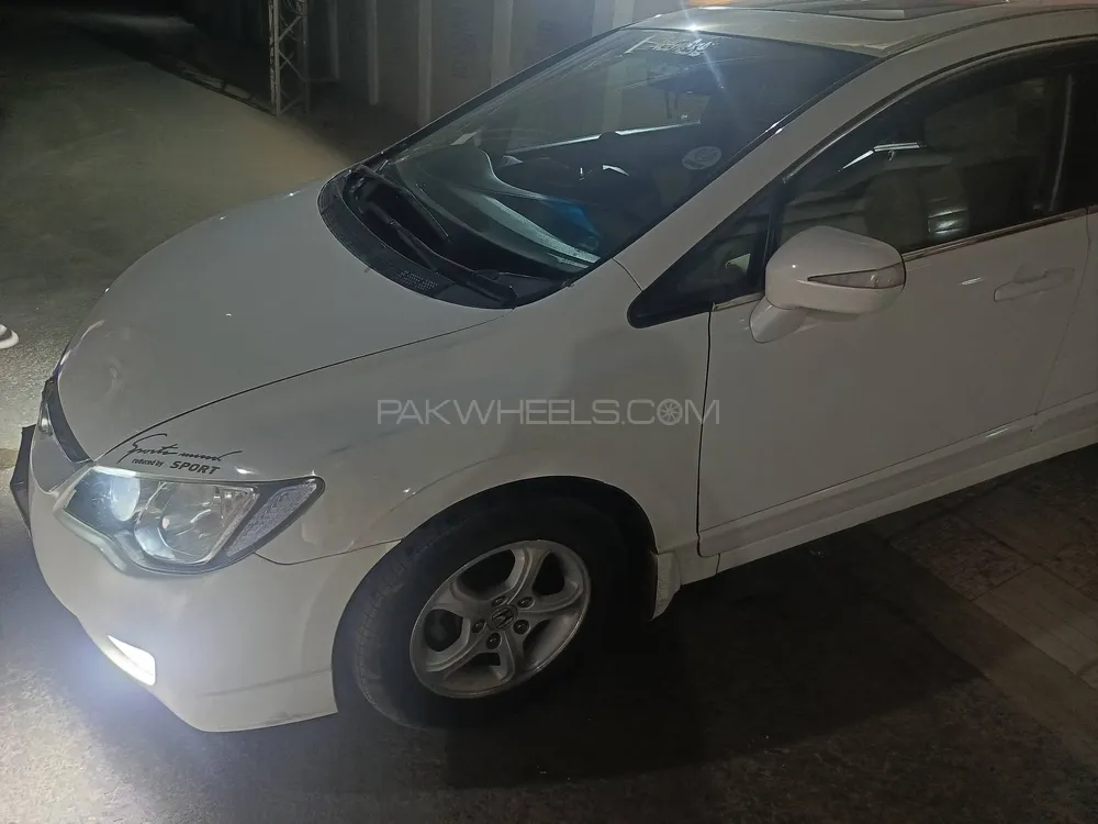 Honda Civic 2011 for Sale in Faisalabad Image-1