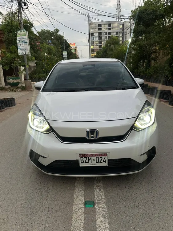 Honda Fit 2020 for Sale in Karachi Image-1