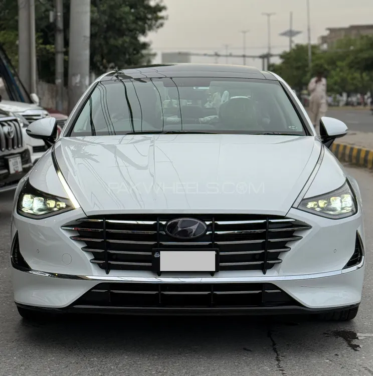 Hyundai Sonata 2023 for Sale in Lahore Image-1