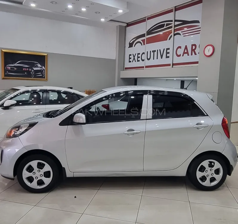 KIA Picanto 2021 for Sale in Peshawar KIA Picanto 2021 for Sale in Peshawar Image-5
