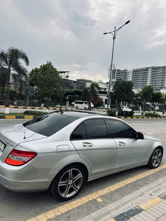 Mercedes Benz C Class 2008 for Sale in Islamabad Image-1
