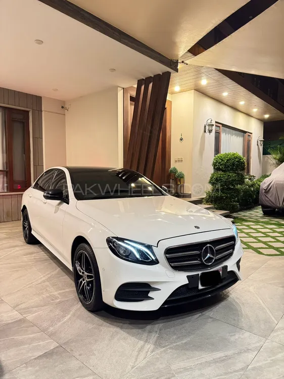Mercedes Benz E Class 2020 for Sale in Karachi Image-1