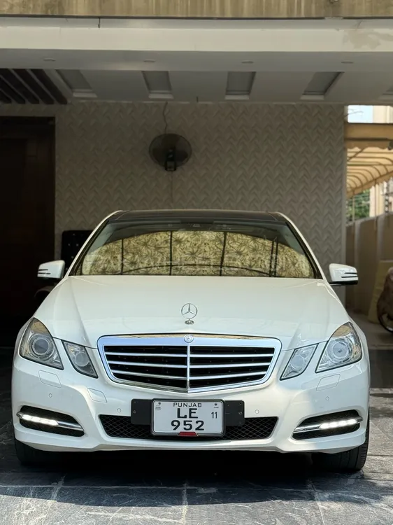 مرسڈیز بینز ای کلاس 2010 for Sale in لاہور Image-1