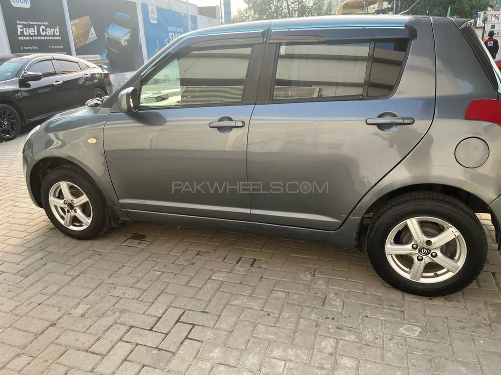 Suzuki Swift 2007 for Sale in Lahore Image-1