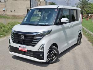 Fresh Import 2025
2023 Model
Shiny White Colour
Low Mileage: 6230 KM
S Hybrid Edition
Remote Keyless Entry
Halogen Head Lump
Super UV Cut Doors Glass
ABS Braking System
Remote Door Mirror
Traction Control
Verifiable Auction Sheet
No.1 Japan Quality
Genuine Hid Headlights
Retractable Side Mirrors With Indicators
Winker Mirror
Digital Climate Control Air Conditioning System
Drivers Airbag
Passengers Airbag
All Power Windows
Multimedia Steering
Engine In Clean & Good Condition
Clean Interior & Exterior
Power Steering
Dual SRS Air Bag
High Quality Luxury Hatchback
Brand New Tyres
Anti-lock Brakes
Remote Keyless Entry
Eco Idle Stop Engine Technology