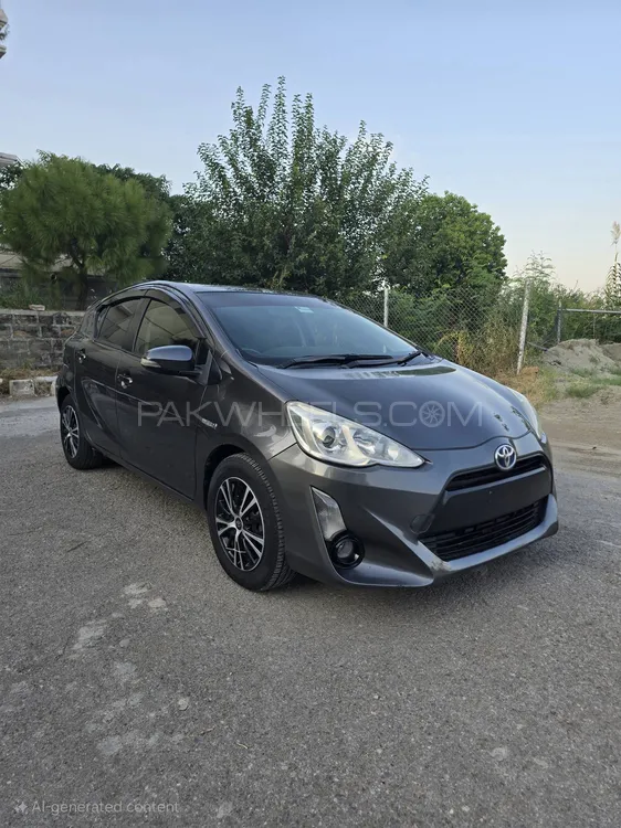 Toyota Aqua 2015 for Sale in Islamabad Image-1