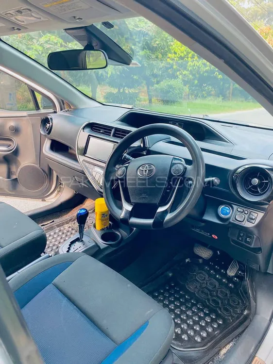 Toyota Aqua 2017 for Sale in Faisalabad Image-1