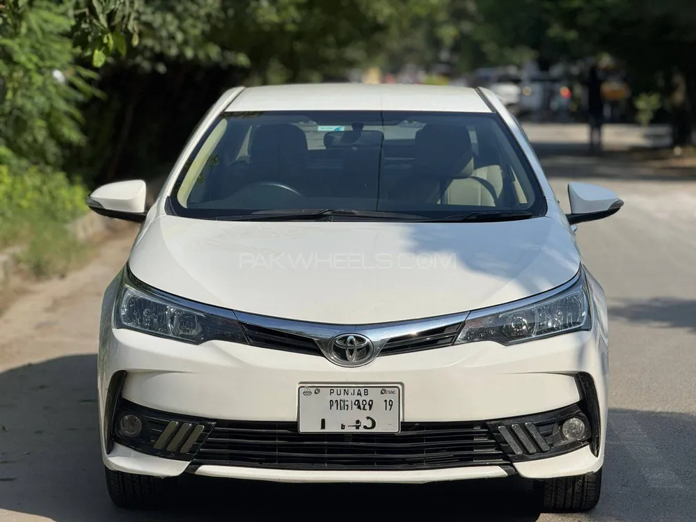 Toyota Corolla 2019 for Sale in Lahore Image-1