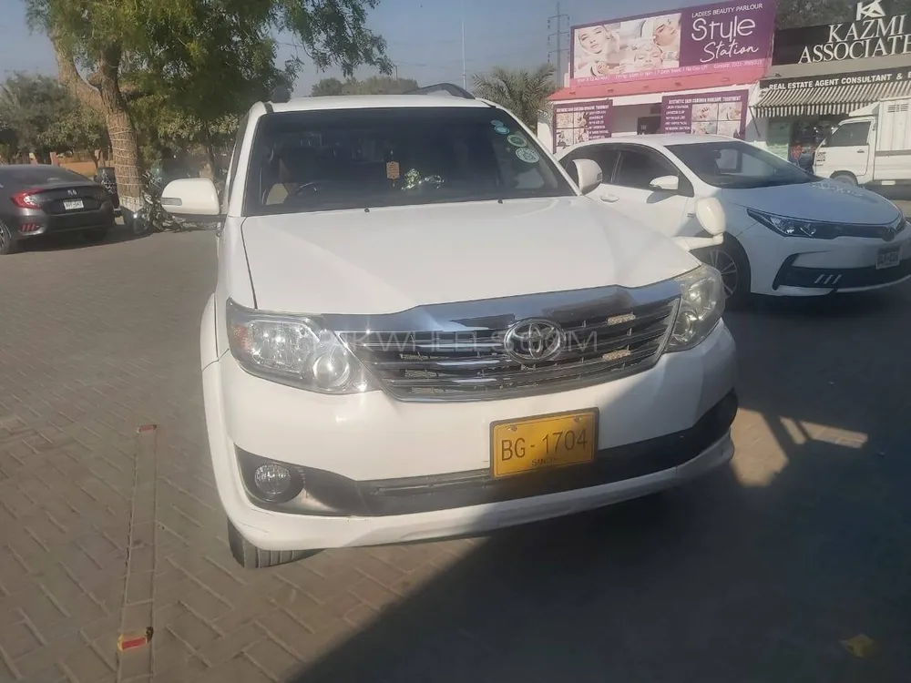Toyota Fortuner 2017 for Sale in Karachi Image-1