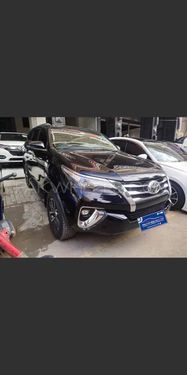 Toyota Fortuner 2019 for Sale in Karachi Image-1